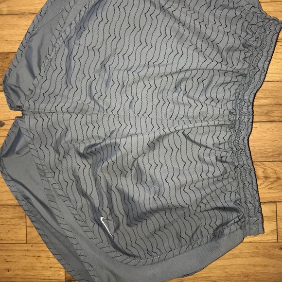 Nike Shorts - Picture 4 of 4